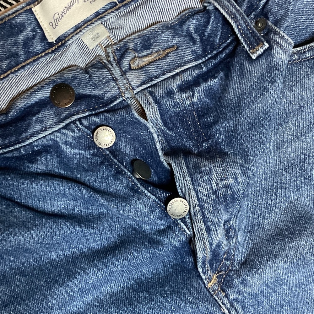 Universal Thread‎ Classic Blue Jean Shorts - Picture 4 of 6